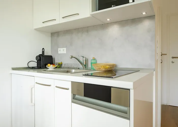 Dainn Schoenbrunn Apartment *